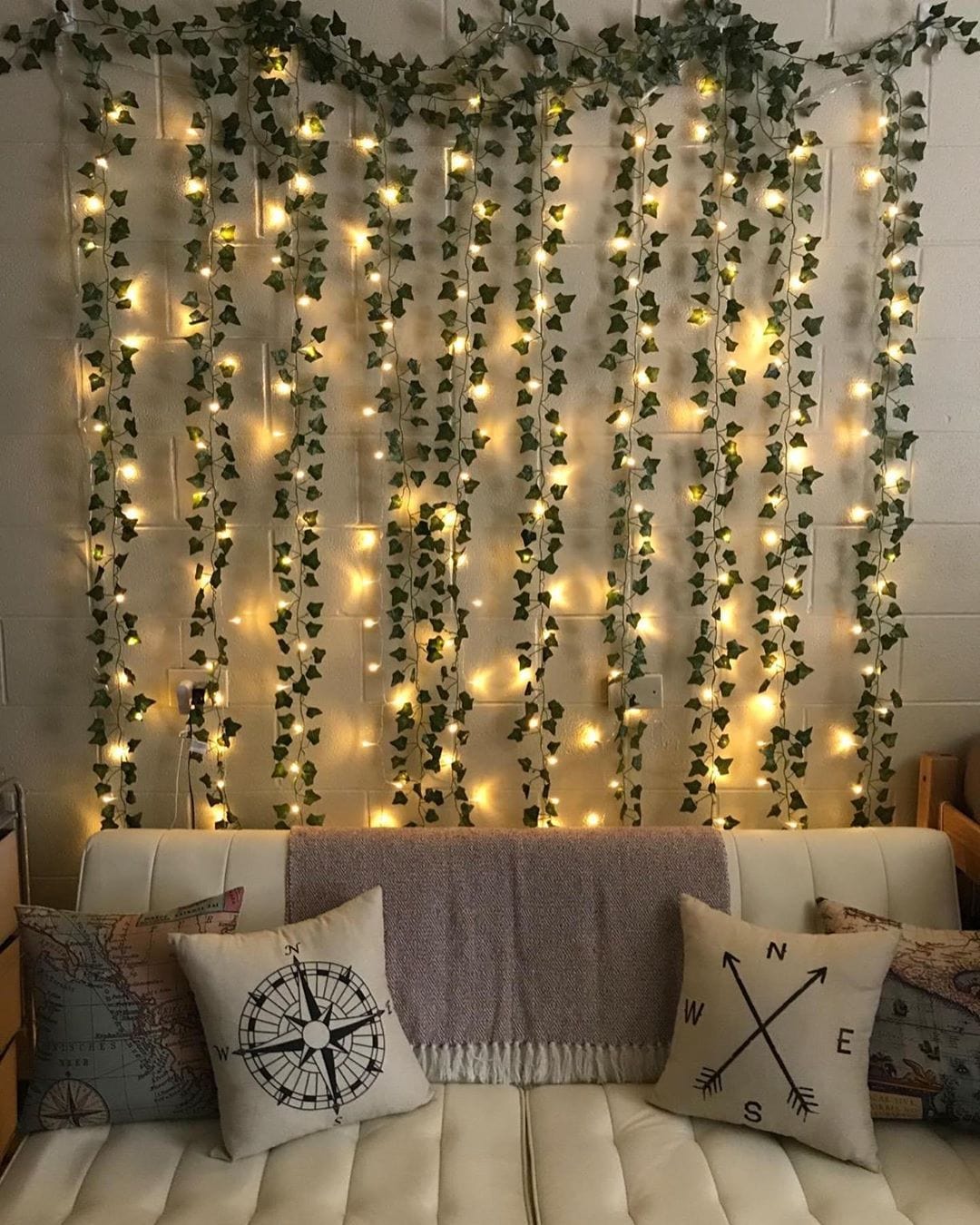 Hanging Nature™ - LED Ivy Garland 0