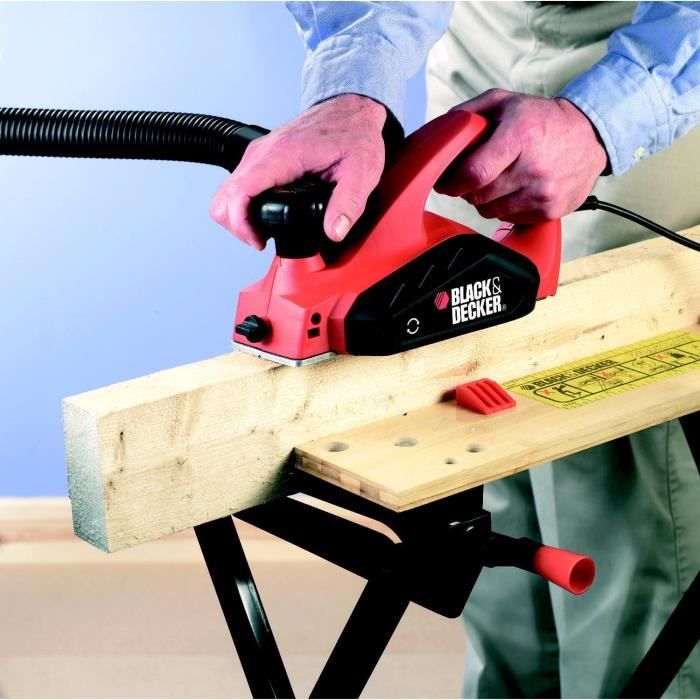 Willed planer 650W Black + Decker - 82mm (delivered with a parallel guide + adapter nozzle for vacuum cleaner) - KW712 -QS